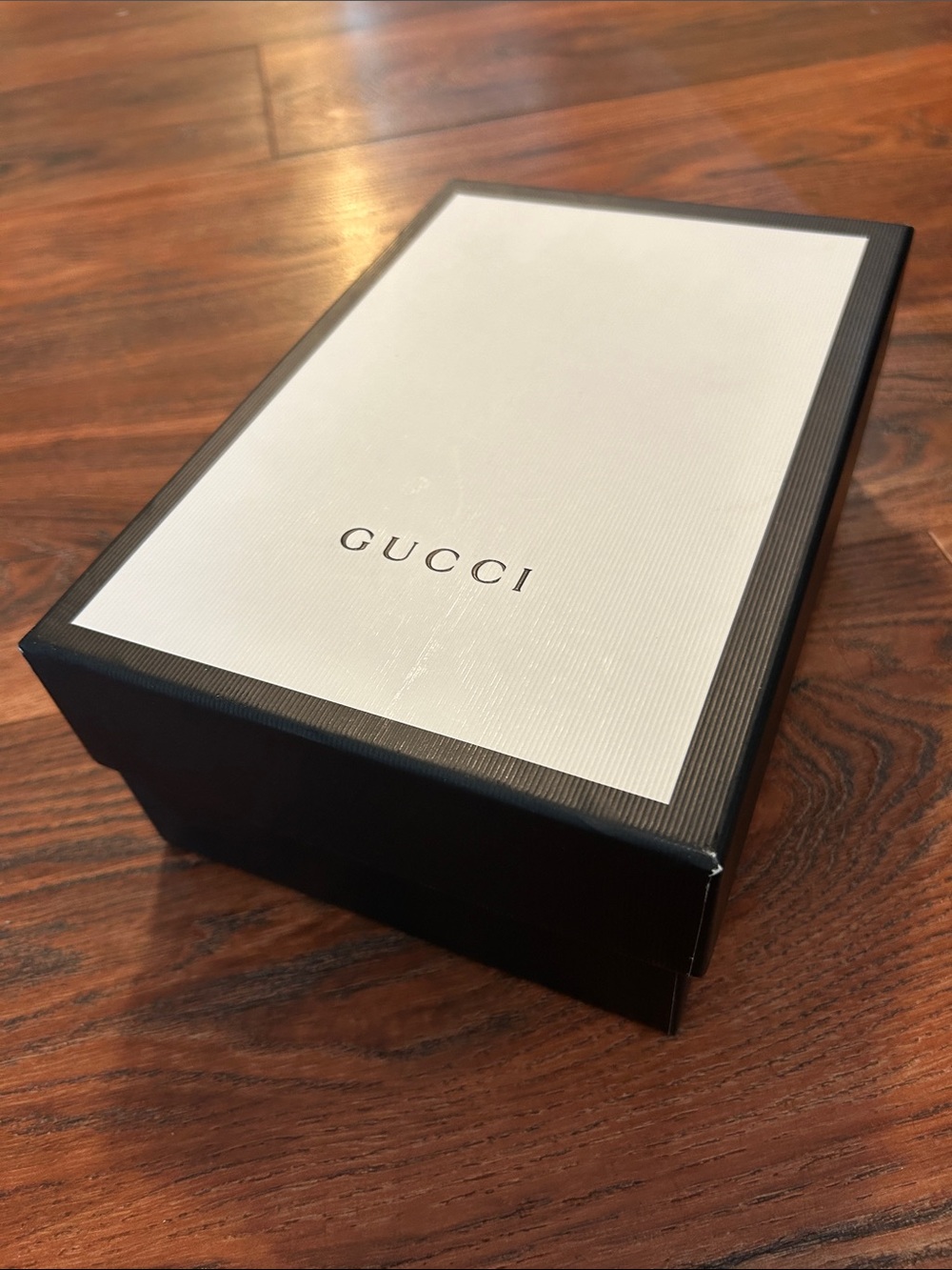 Gucci Kids Giraffe Slip-On Sneakers – Size 32 (US Kids 2–2.5) - Picture 6 of 16